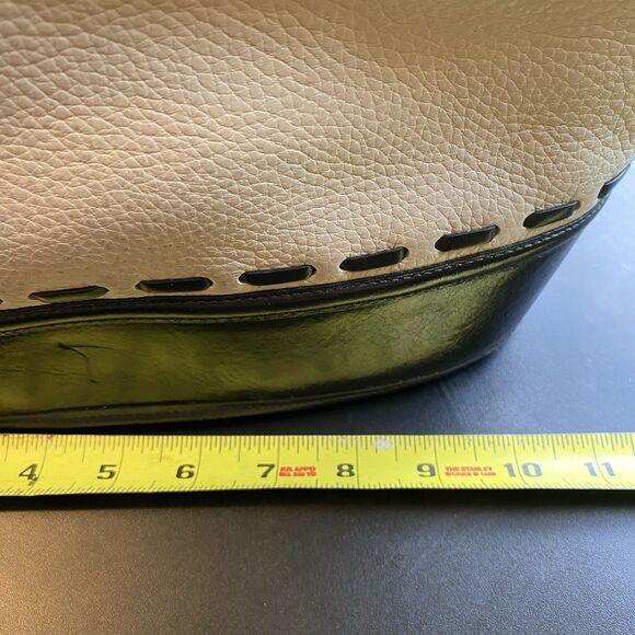 Brighton Beige Leather with Black Trim Shoulder Bag Dust Bag Pebbled - Picture 3 of 12